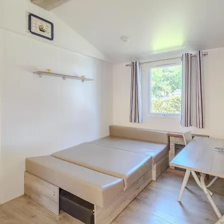 Cozy Stacaravan In Saint-Georges-De-Didon 3* Saint-Georges-de-Didonne