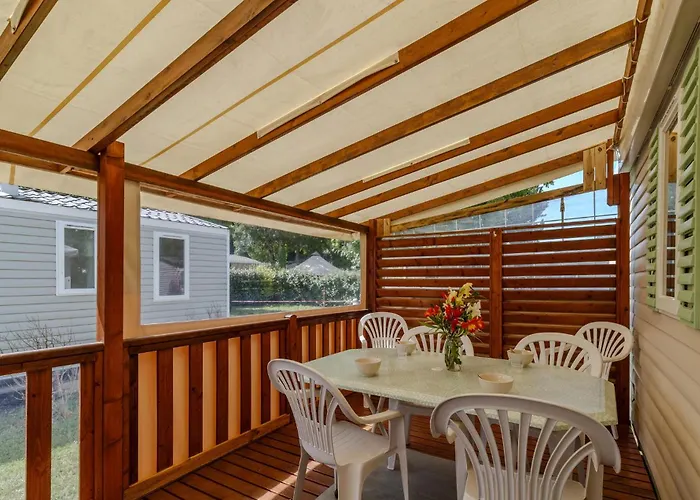 Pet Friendly Stacaravan Camping 3*