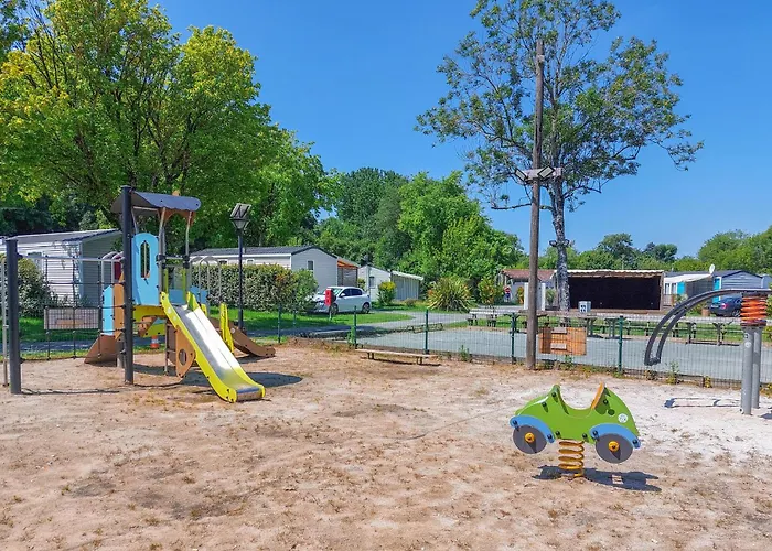 Camping Pet Friendly Stacaravan